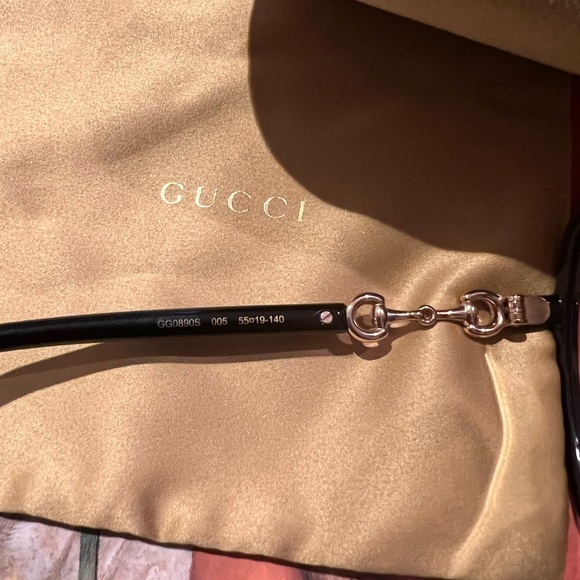GUCCI Square Frame Sunglasses - Picture 11 of 12